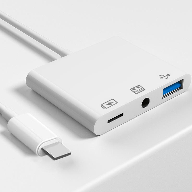 Compatible with iPhone OTG adapter TYPE-C+3.5+Lighning 3-in-1 docking station USB3.0 Application Scenario