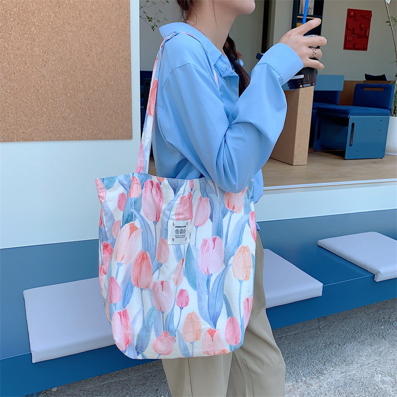 26101 Retro Summer Casual open-shoulder bag for women, Monet Garden print student travel canvas tote bag Specification drawing
