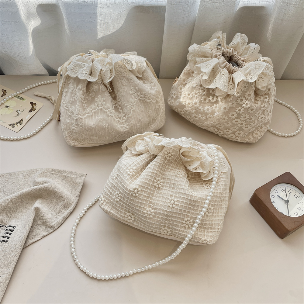 54201 New trendy and fashionable lace versatile drawstring bucket bag, single-shoulder crossbody bag, pearl strip women's small bag full figure