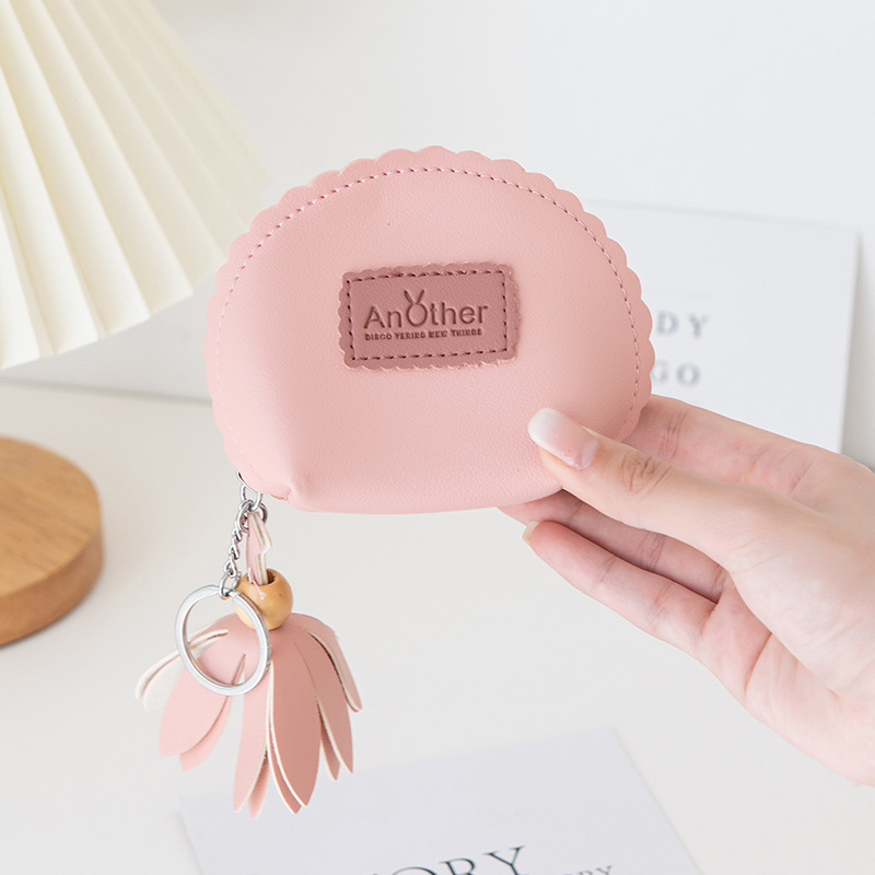 A new mini, cute and fashionable coin and key wallet in an ins style for women details Picture