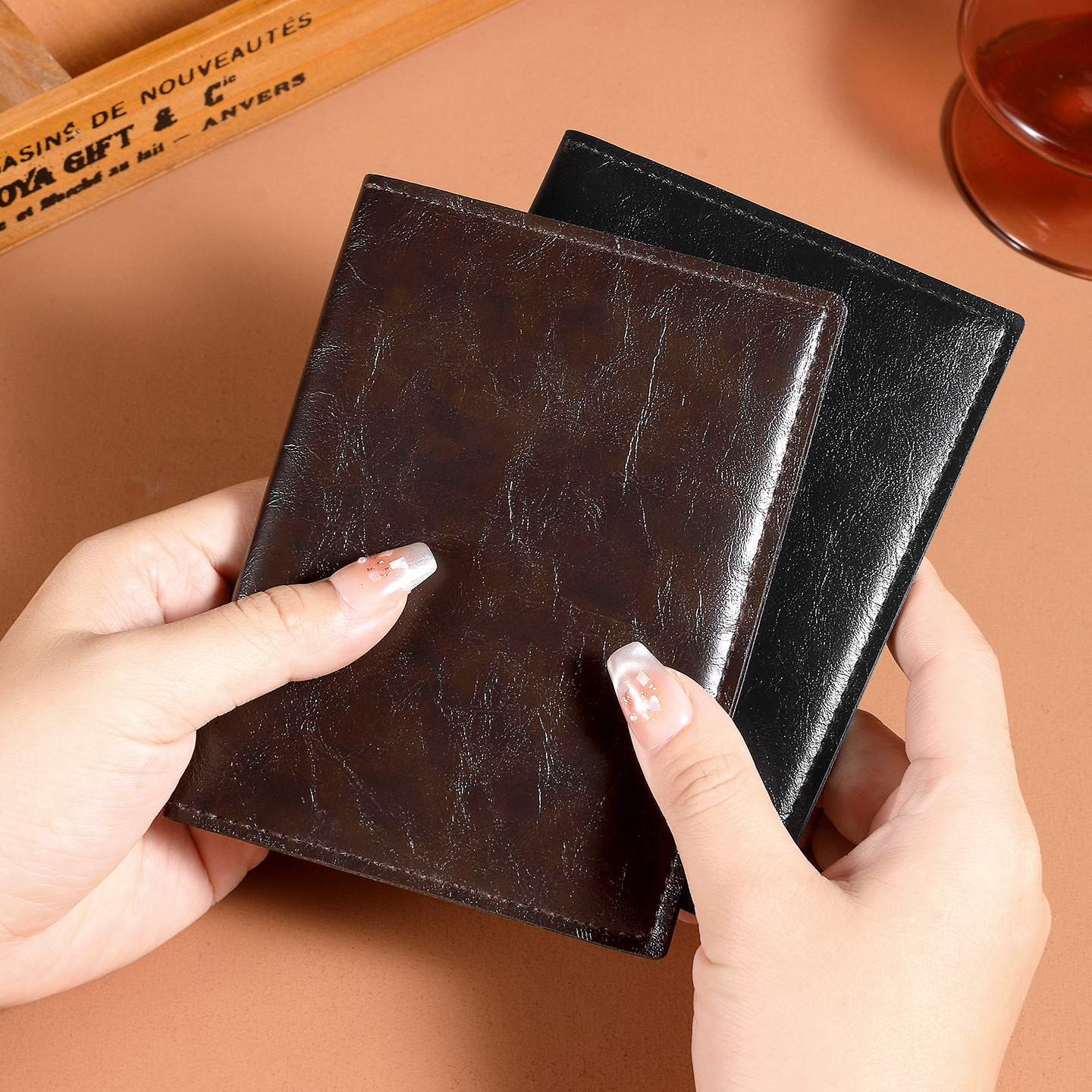 Wholesale of Ailun's new passport holder and card holder two-in-one passport holder with driver's license function, PU passport book Specification drawing