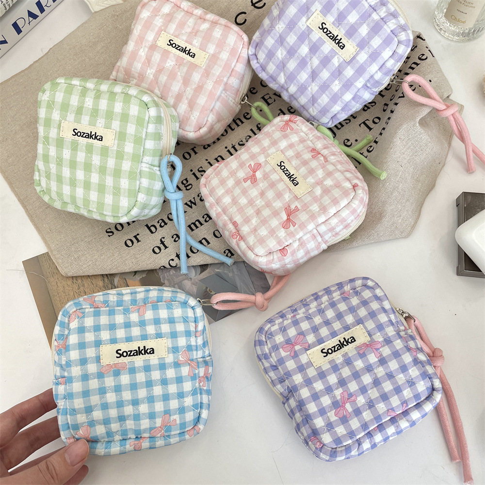 3922 Quilted cotton-padded checkered storage Sanitary Bag, coin bag, Mini Cosmetic bag, Key, miscellaneous items, Student small bag details Picture