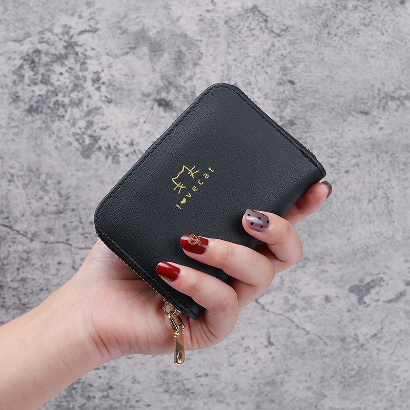A simple Korean version of a female student's fashionable mini card case with multiple slots, a multi-functional coin purse and a small wallet full figure