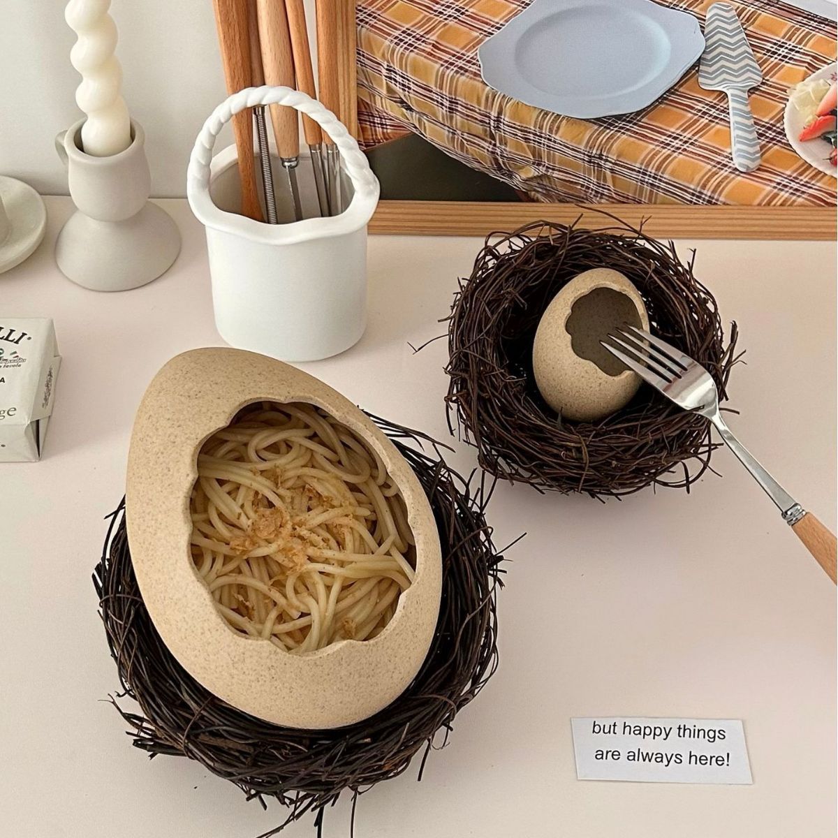 Creative eggshell-shaped tableware of the same style as Xiaohongshu, bird's nest, dessert bowl, cold drink, barbecue restaurant, instant noodle bowl and plate Specification drawing