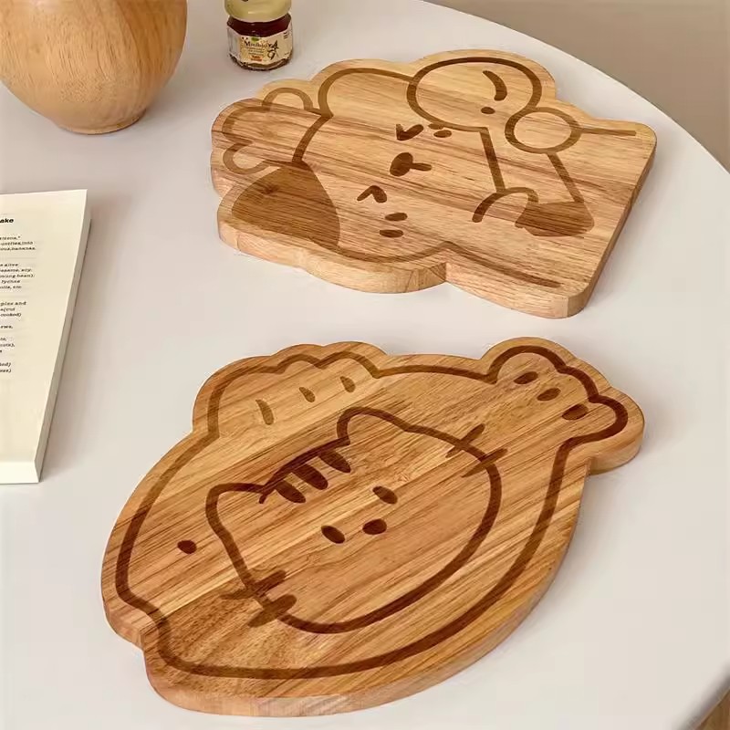 Korean-style solid wood cat cutting board, the same cute animal kitchen household vegetable and fruit cutting board and photo tray as the blogger Application Scenario