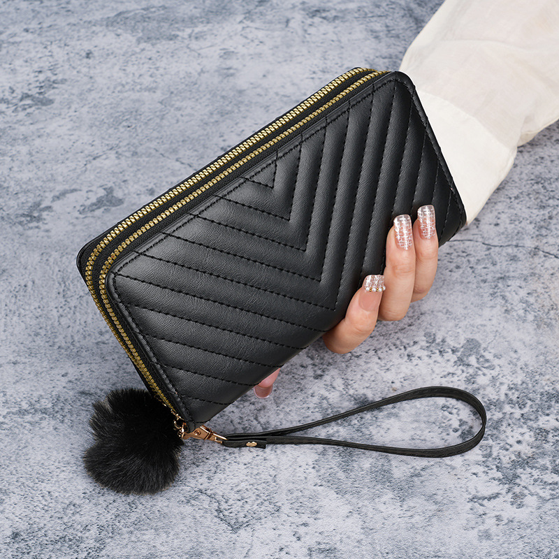 Cross-border Ladies V-embroidered long Wallet 2024 Korean version Autumn/Winter New Style large-capacity multi-slot hand-held coin purse full figure