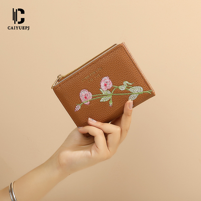 Cross-border wholesale trendy women's coin purse, short and fashionable embroidered wallet, convenient for daily use with multiple card slots full figure