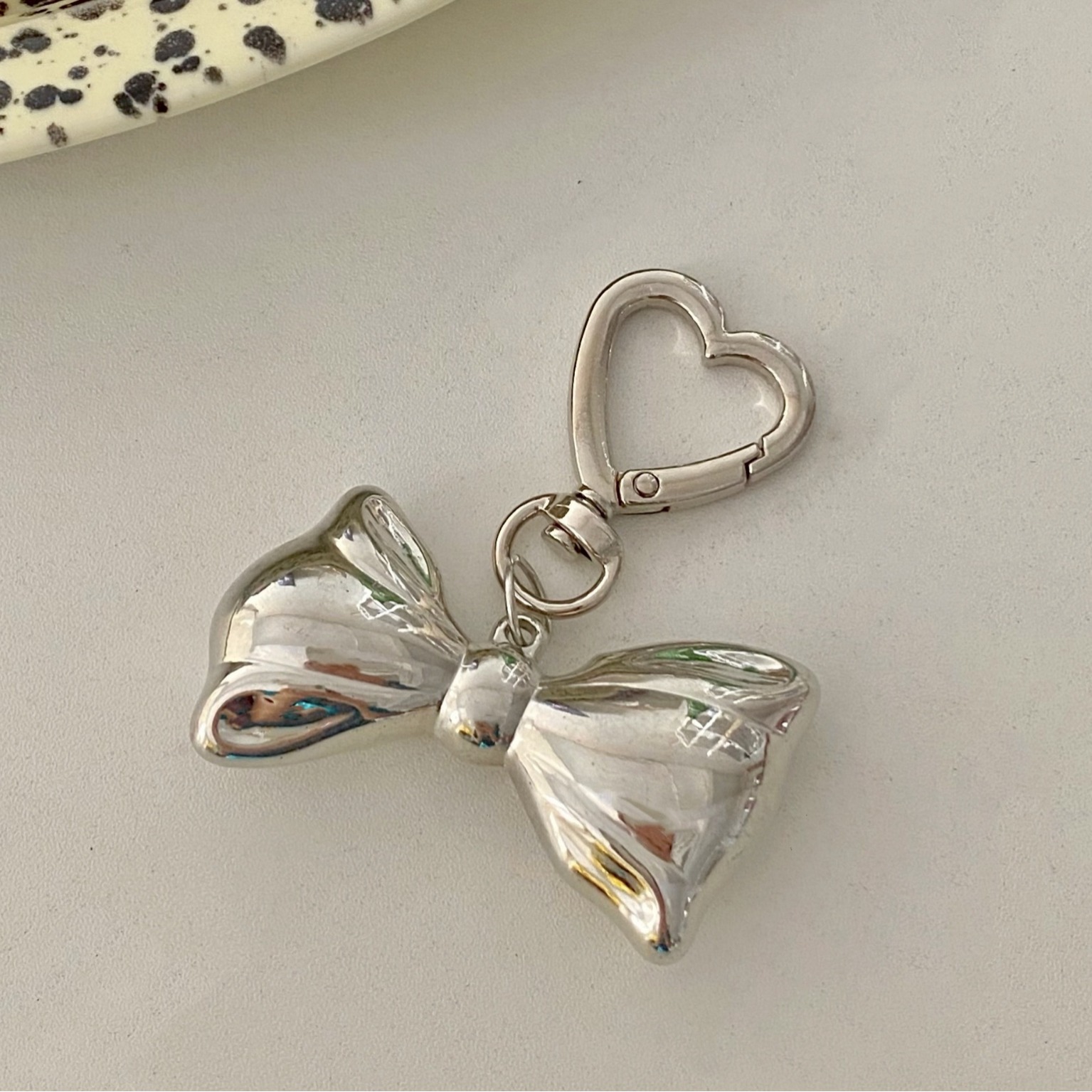 Korean-style beaded bow pendant, Instagram niche summer girl ballet windmill keychain bag and schoolbag pendant Item Picture
