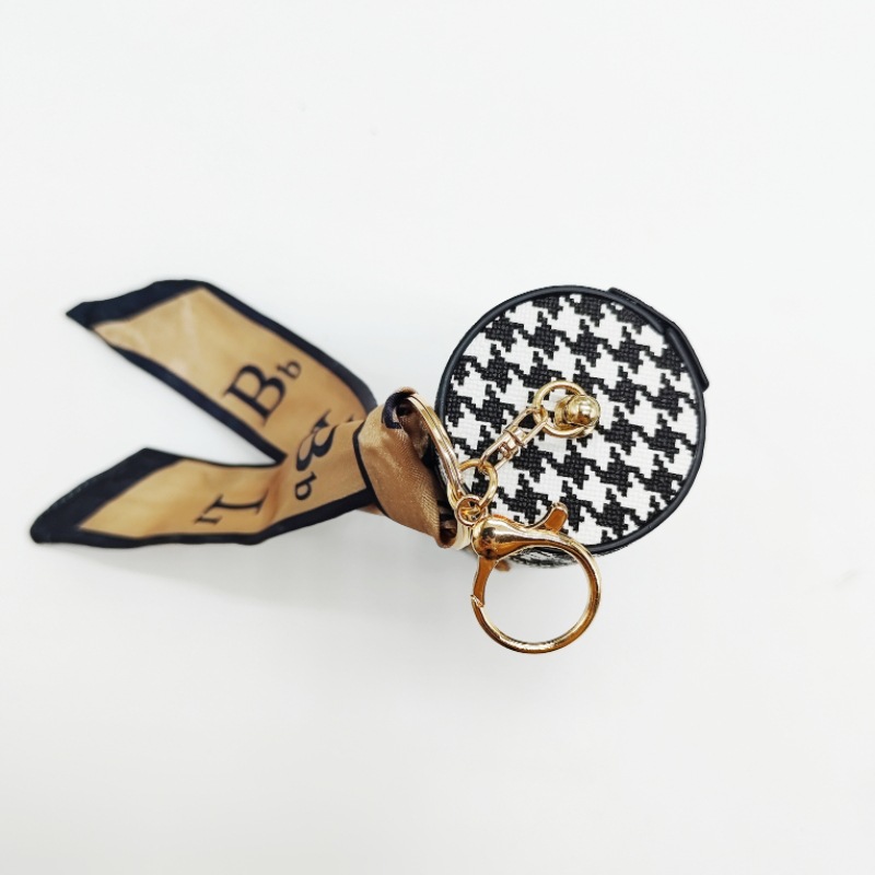 Versatile benefits, best-selling high-end luxury small bags, trendy and portable red envelopes, small pendants, and coin purses details Picture