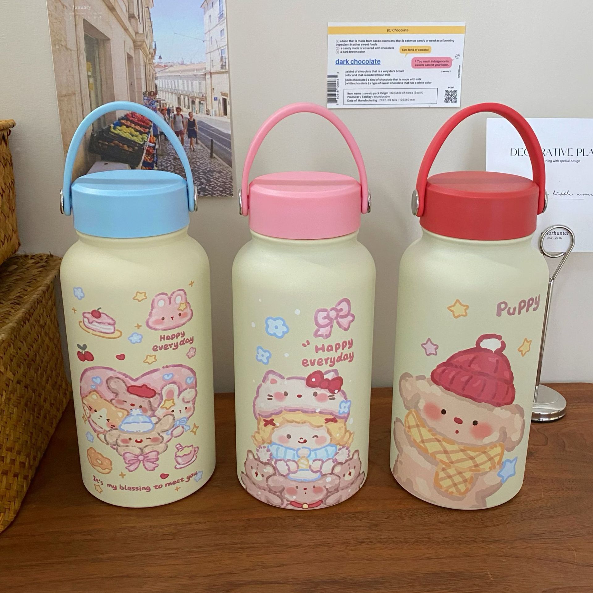Cute large-capacity insulated cup, portable water bottle for outdoor travel of girls, 304 stainless steel large-capacity coffee cup full figure