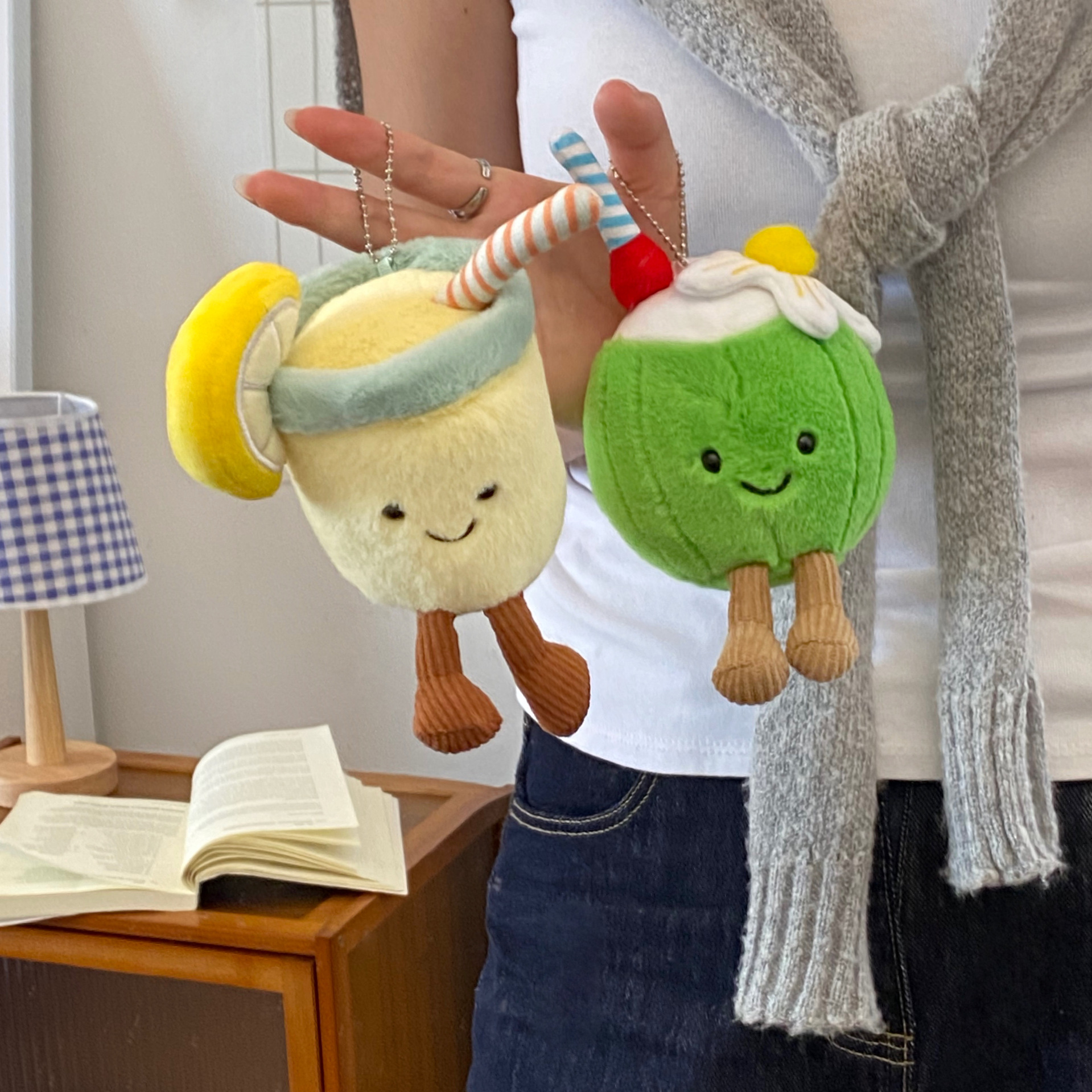 Creative and cute plush pendant, summer limited edition coconut keychain, fun lemon soda small doll bag pendant Application Scenario