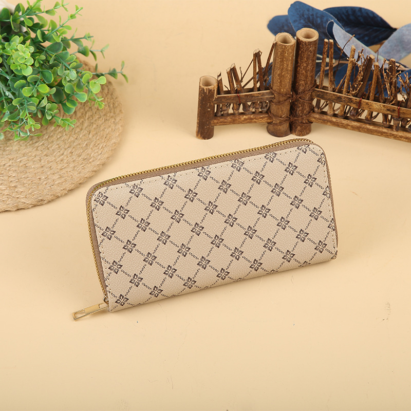 New pu single-pull women's wallet, business commuting large-capacity zipper wallet, artistic clutch is available for wholesale Application Scenario