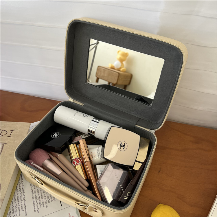 Homemade ins bear makeup box, a large-capacity, high-end and portable toiletries storage box for women, specially designed for makeup artists Specification drawing