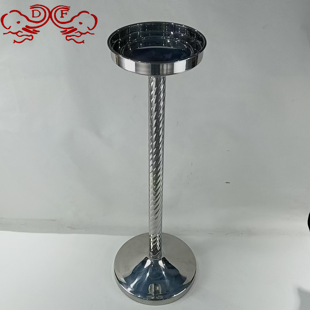 طراز DF68050 دلو ثلج من الفولاذ الصلب غير القابل للصدأ سمكا، طراز DF68050، وأبراميل جليدية مكسوة بالبراميل من نوع KTV في براميل جليدية كبيرة الحجم من النبيذ المنزلي Item Picture