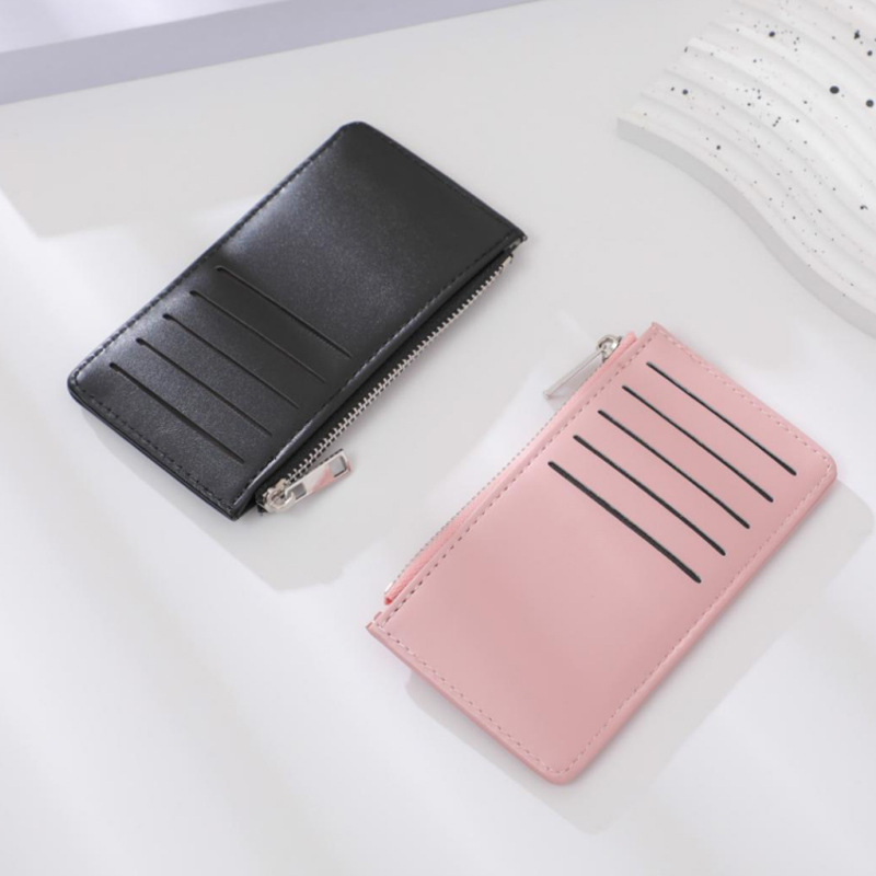 2025 Zipper men's and women's multi-slot bag, coin purse, multi-functional card holder, bank card, PU bus card case, candy color Application Scenario