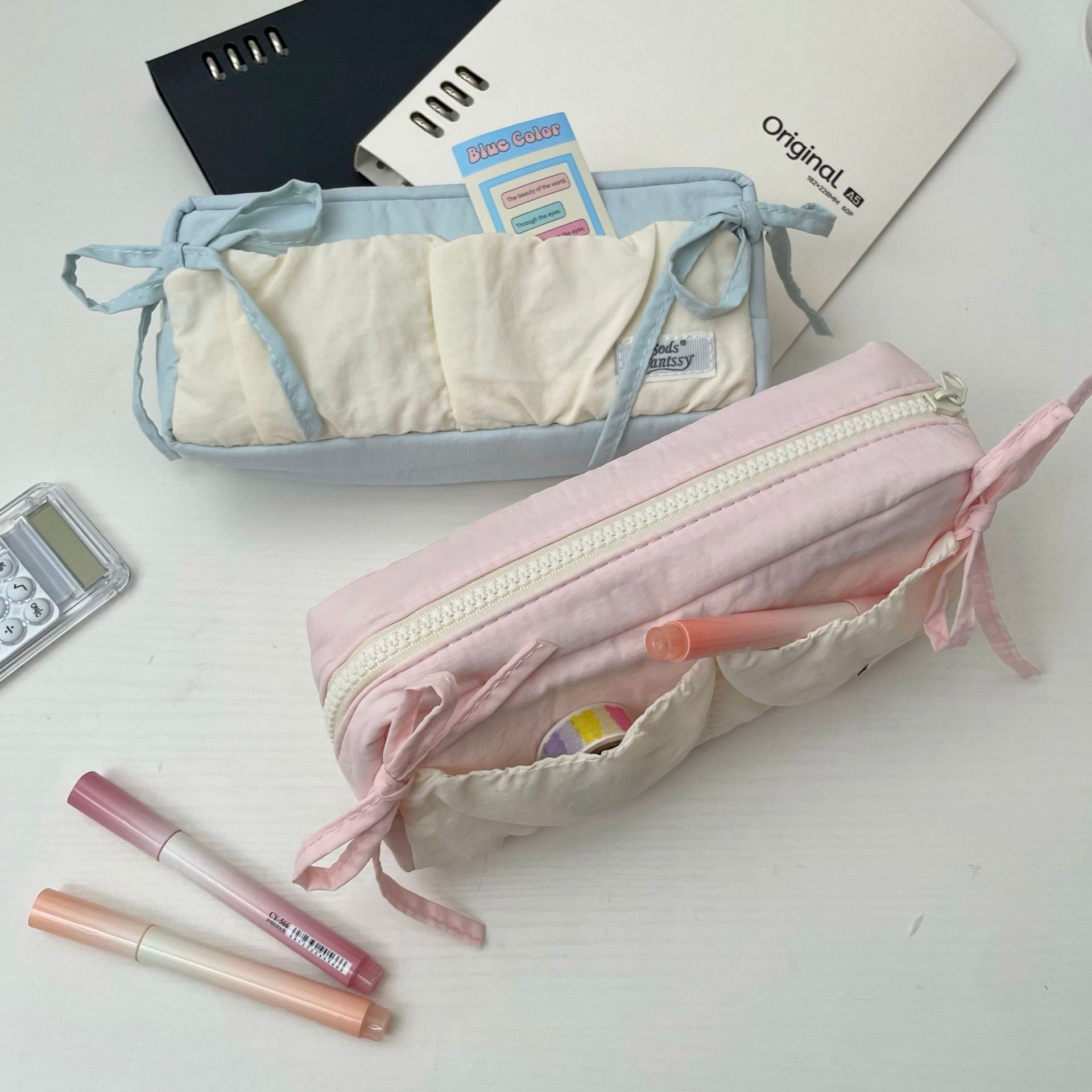 Milk and fluffy Cloud bow pen case, large-capacity water-resistant fabric stationery bag, junior high school and senior high school girls' stationery box details Picture