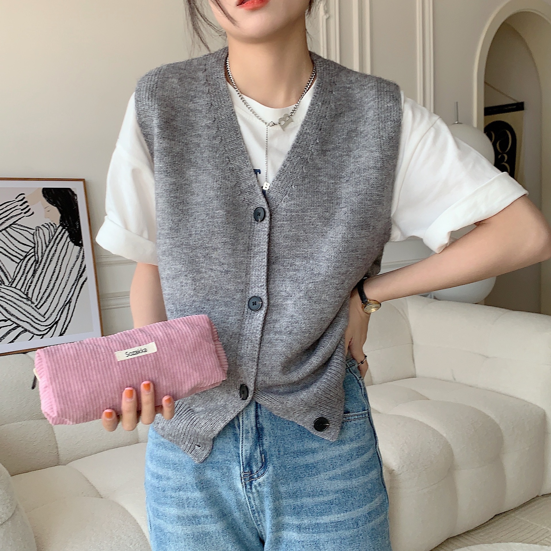【 In Stock 】32131 Vintage corduroy solid color pen case, artistic and simple stationery bag, high school student storage bag details Picture