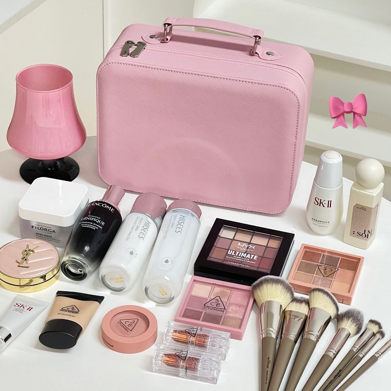 A high-appearation-level makeup bag with an ins style, extremely popular and simple makeup case with a mirror, a portable large-capacity travel makeup storage box Application Scenario