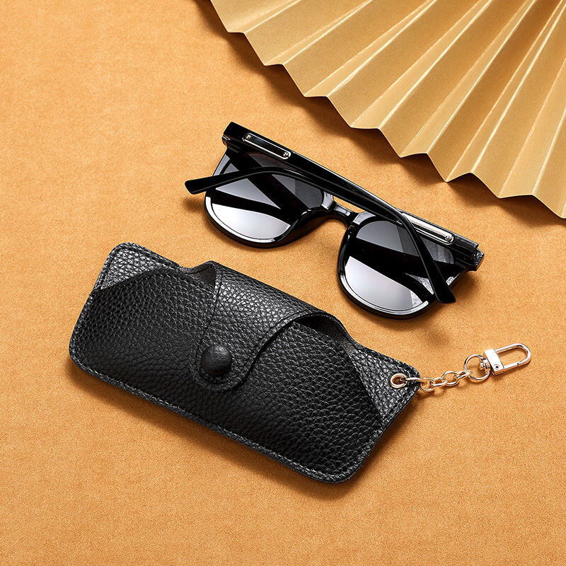 Light luxury European and American pressed handcrafted leather sunglasses case, anti-drop sunglasses case, portable eyeglass bag, chain hanging bag Specification drawing