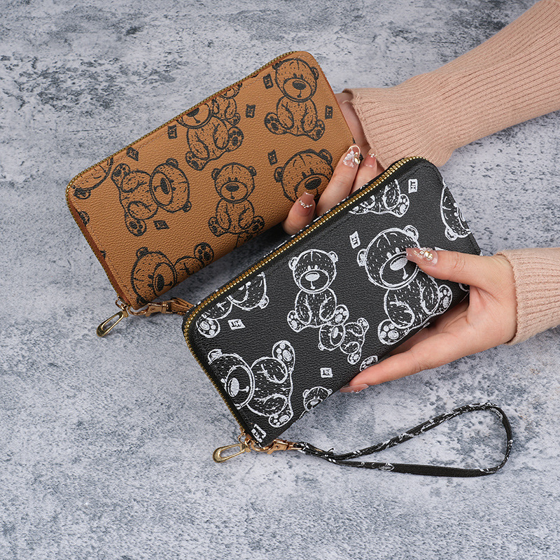A popular Korean cartoon bear wallet for foreign trade, a cute lady's coin purse, large-capacity zipper ID card holder Specification drawing