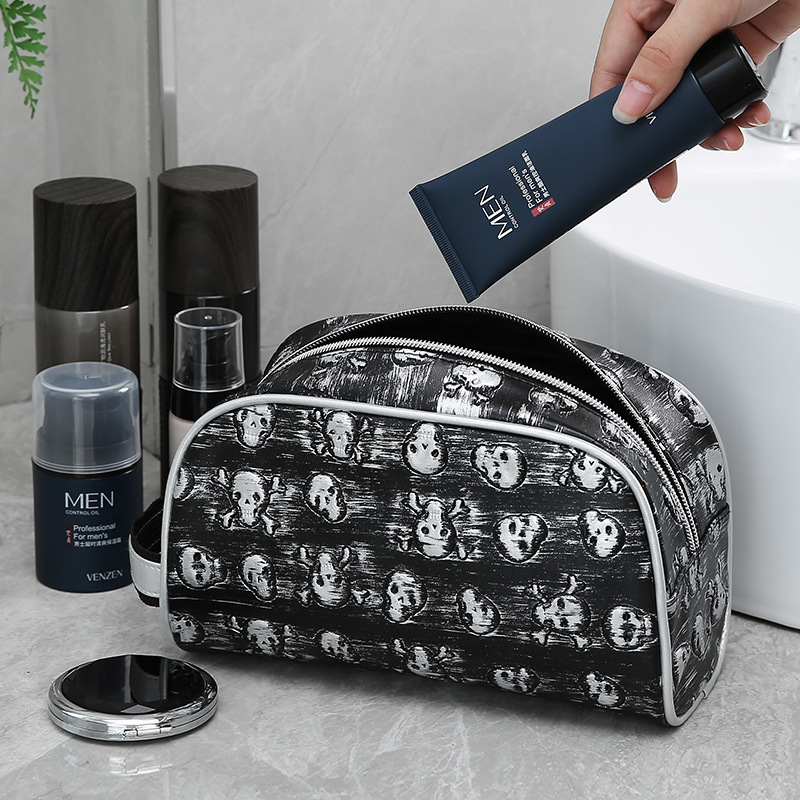 Men's waterproof large-capacity toiletry bag, portable InS-style high-end new cosmetic products travel storage bag Application Scenario