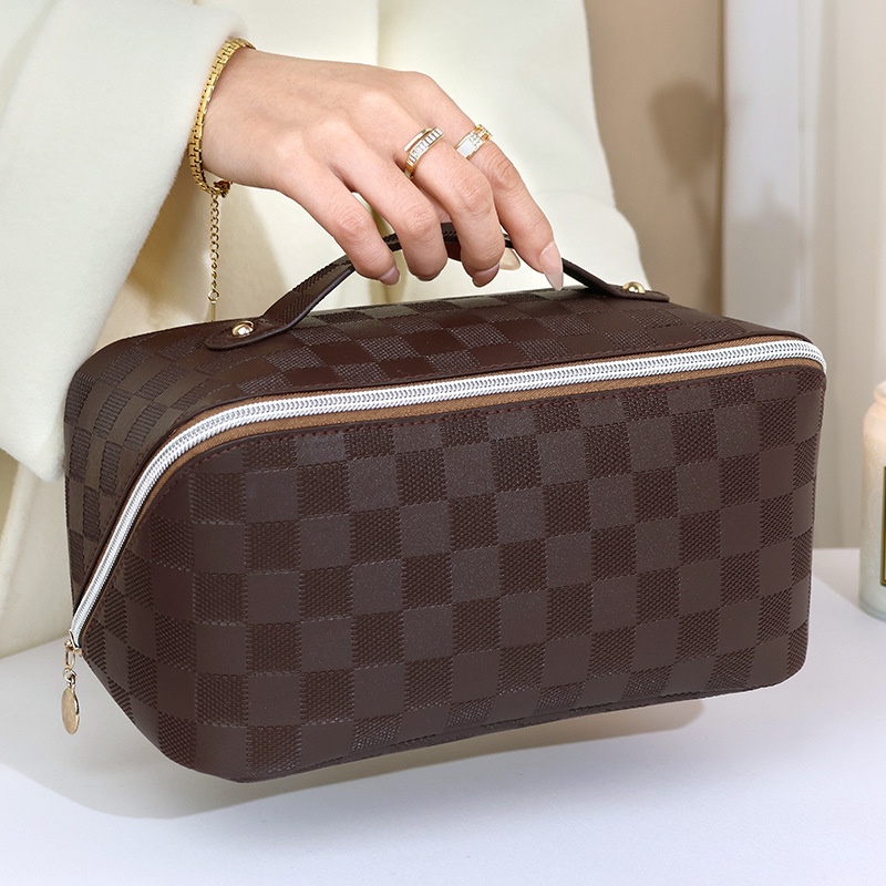 PU leather travel toiletry bag, storage bag wholesale, high appearance level checkerboard makeup bag, large capacity portable pillow bag Application Scenario
