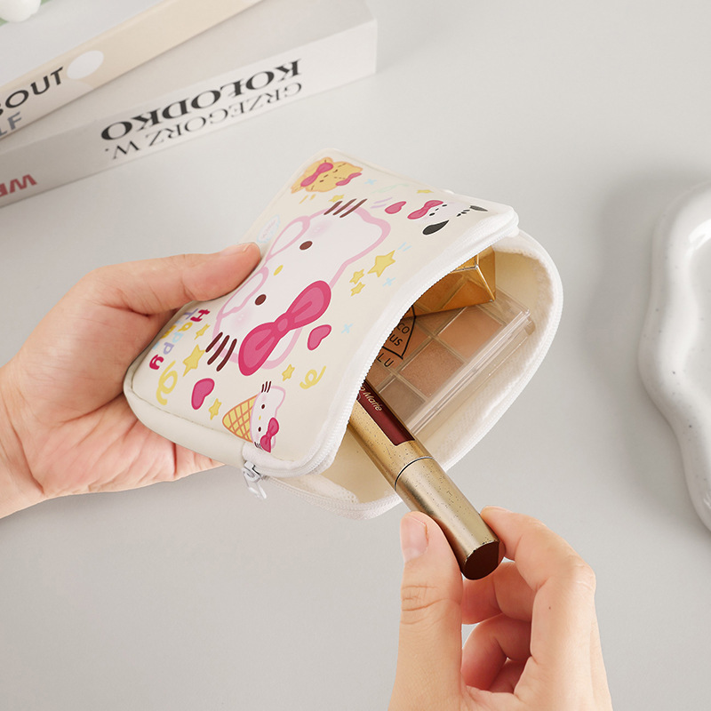 2025 Summer New Cartoon cute cartoon sanitary napkin storage bag, large capacity portable mini bag, menstrual care bag Specification drawing