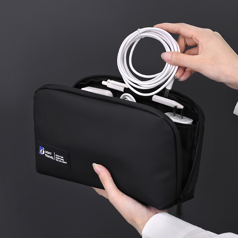 Digital storage bag, action camera, photography accessories, USB flash drive, data cable, charger, organizing and storage, travel portable bag details Picture
