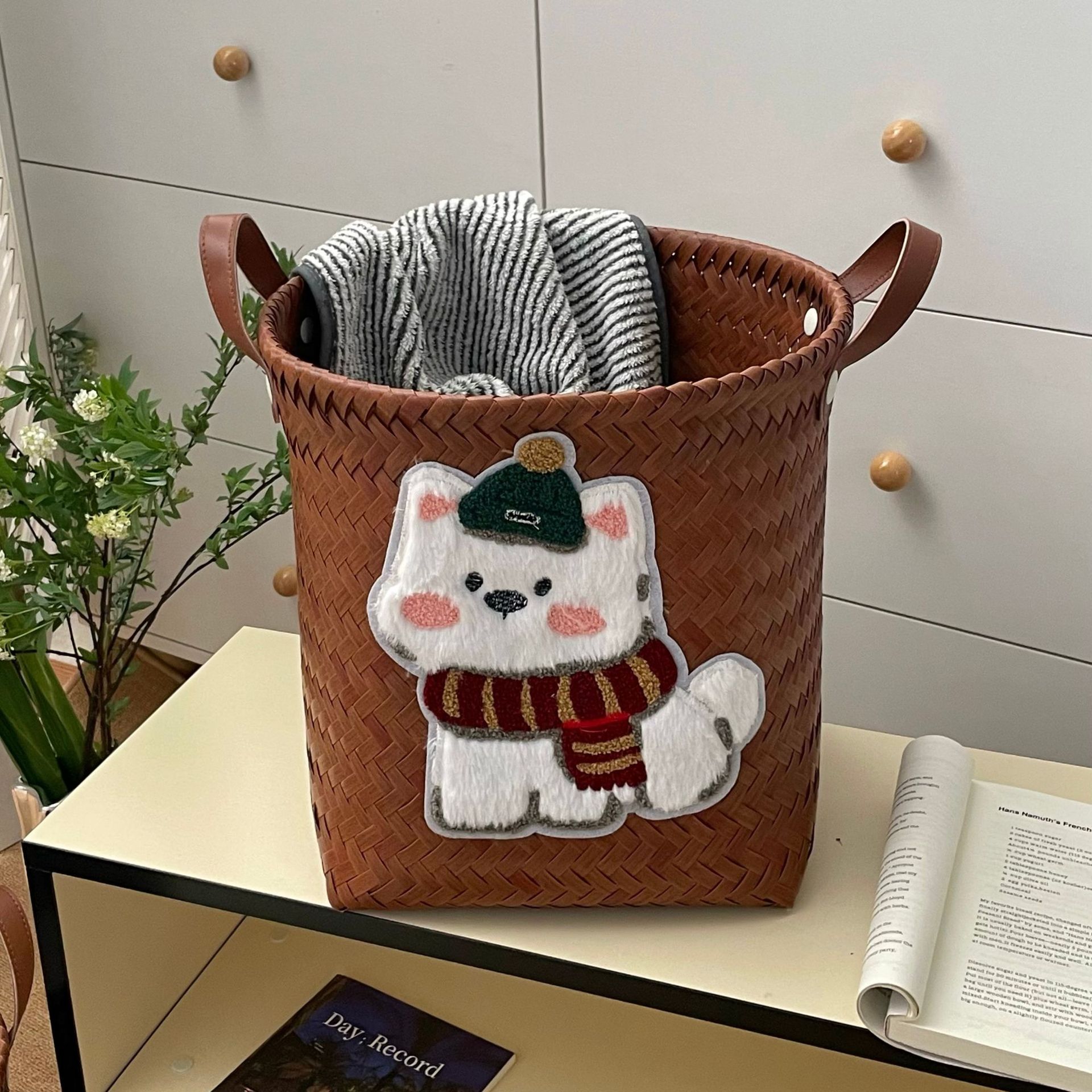 Retro imitation rattan woven dirty clothes basket for household use, large-capacity, high-appearance-level snack, toy, sundries, underwear organization basket and storage basket Specification drawing