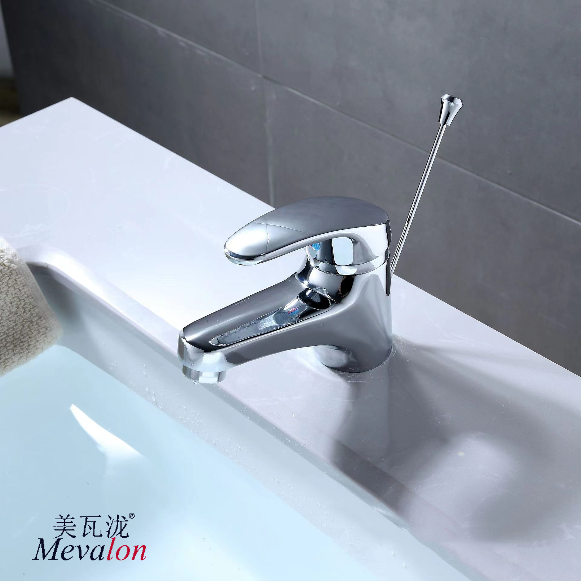 The manufacturer exports washbasins with lifting holes, horseshoe faucets, single-hole cold and hot washbasins, and faucets with drainage holes full figure