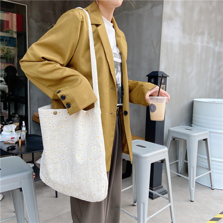 03173 Japanese-style fresh and delicate Daisy canvas bag, women's artistic single-shoulder bag, student thin cloth bag wholesale details Picture