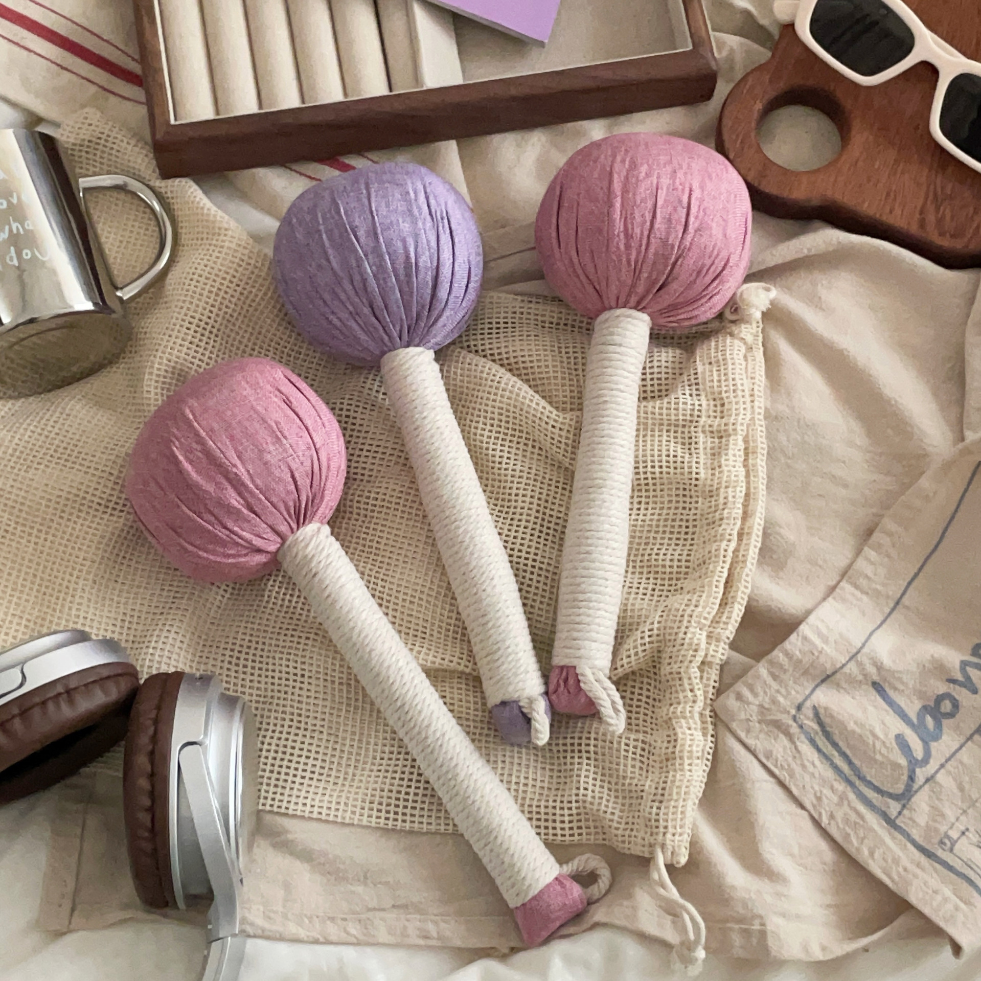 Herbal mugwort hammer, a handheld hammer for health massage and shoulder, neck and back meridians unblocking, is a perfect tool for full-body hammering and beating Specification drawing