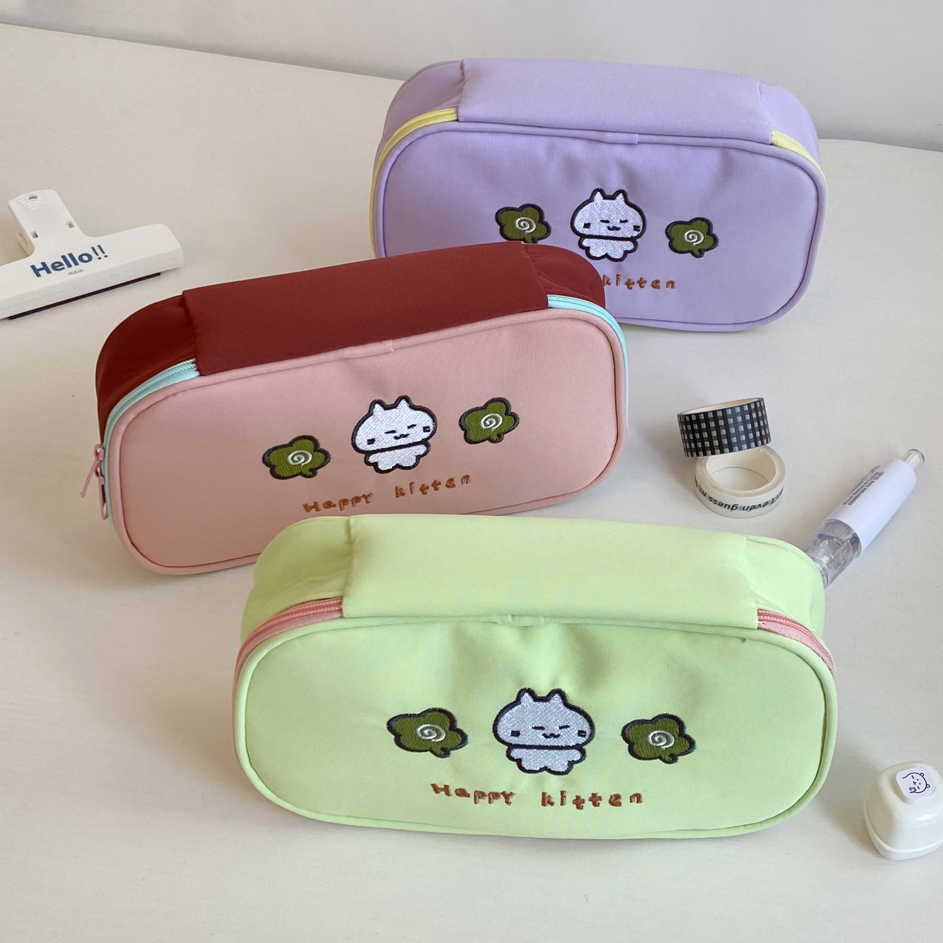 Macaron-colored four-leaf clover Gie pencil case, high appearance level, large capacity stationery bag for children and students, storage bag, pencil case full figure