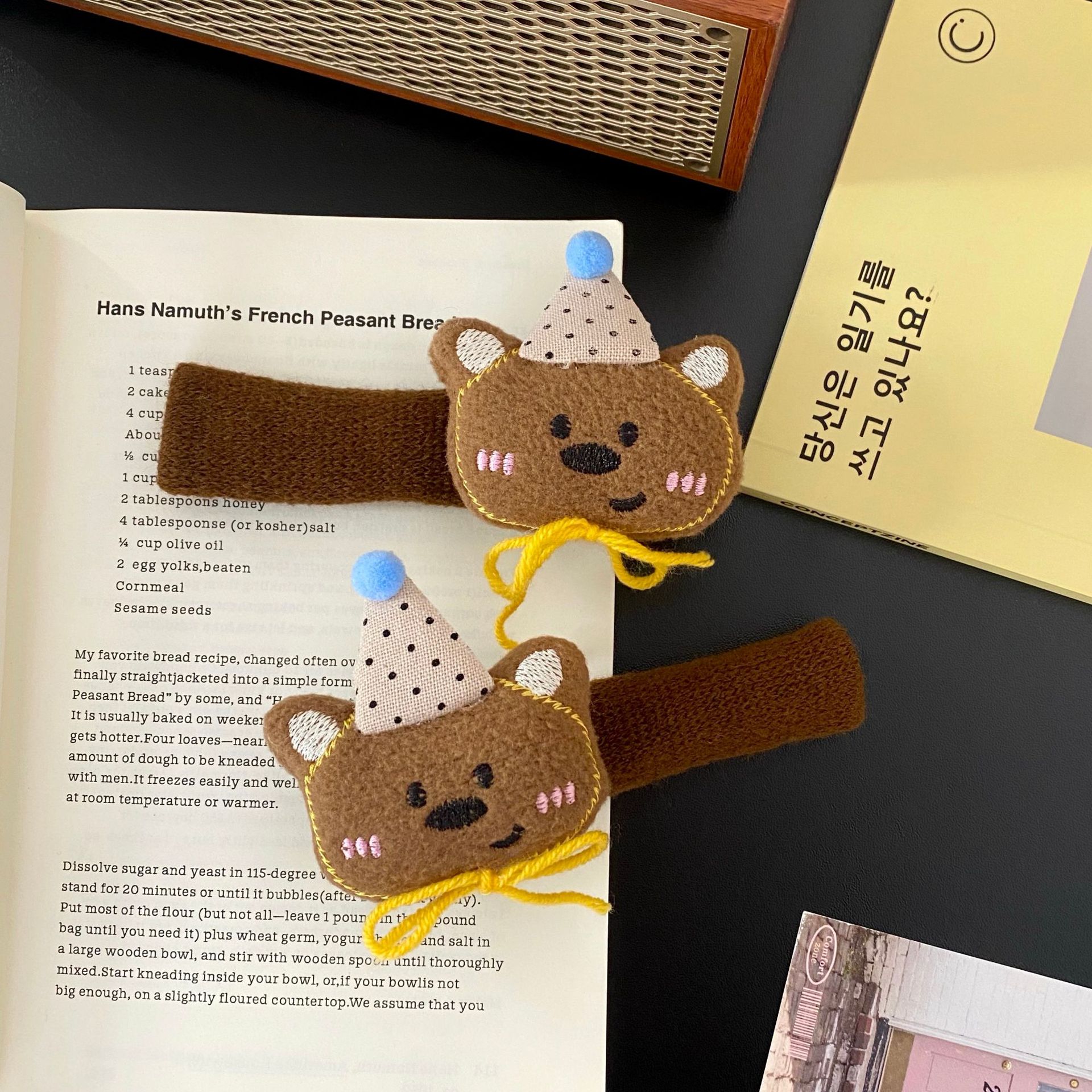 Cute spotted, hat-wearing little bear door handle, anti-freezing, anti-static, scratch-resistant and anti-bump, bedroom door decorative protective cover Specification drawing