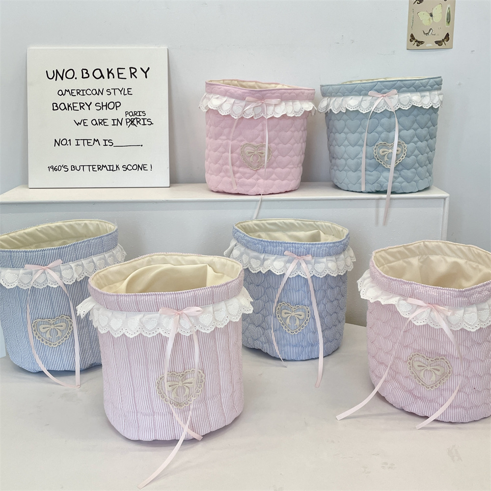54141 Korean-style quilted girl fabric desktop storage and organization basket cylinder, miscellaneous and snack storage basket full figure