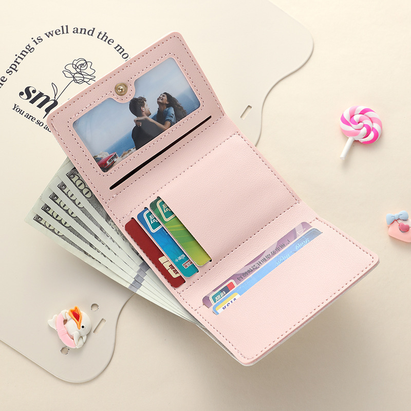 Cartoon strawberry bear print 30% off wallet, cute and creative portable short wallet for ladies, card case, driver's license integrated Specification drawing