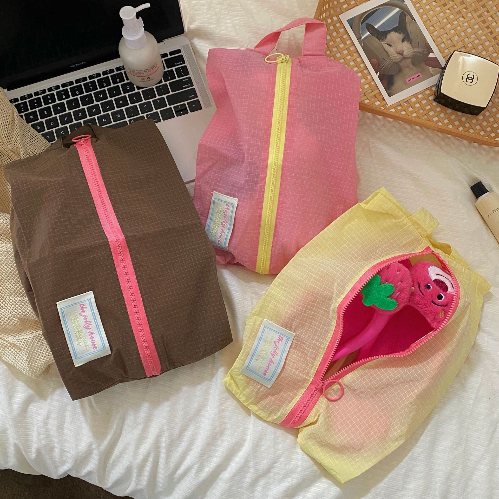 Portable travel storage bag, business trip luggage, clothing sorting bag, waterproof nylon fabric bag, set, underwear storage bag Specification drawing