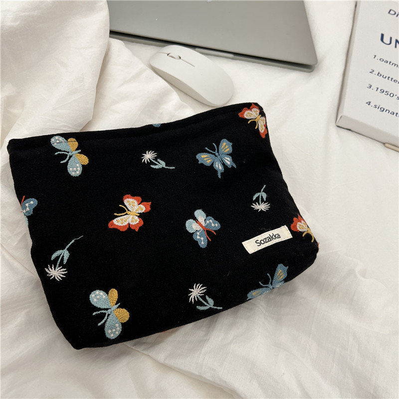 110221 Sky blue butterfly-embroidered cosmetic bag, portable zipper storage bag, easy to carry, hand in hand, a coin purse for women Specification drawing