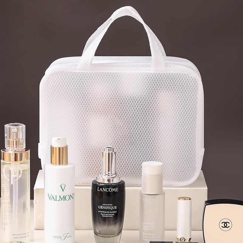 Portable waterproof toiletry bag, large-capacity hand-held cosmetic bag for business trips and travels, new swimming storage bag, bath bag details Picture
