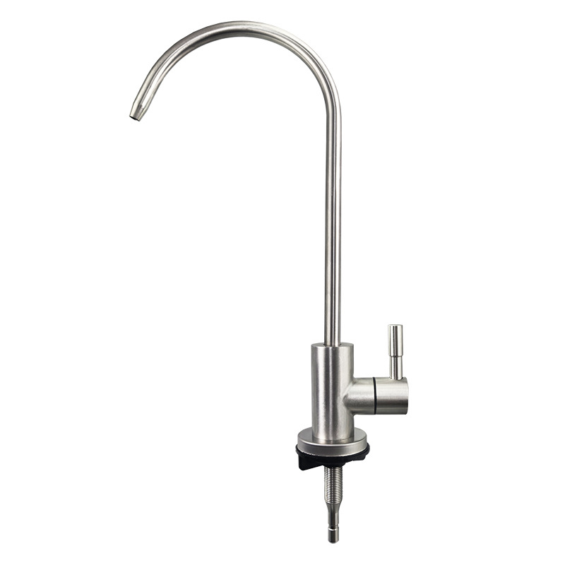 The faucet of the water purifier is made of 304 stainless steel and is suitable for household use in the kitchen. It has a 2-inch and 3-inch single-cooling direct drinking water faucet that can be rotated Item Picture