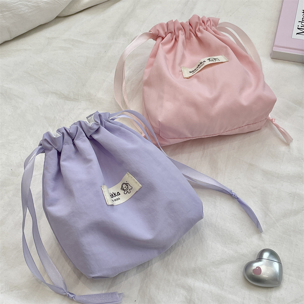 52241 Solid color drawstring storage bag, earphone small cloth bag, cosmetics inner liner bag, portable storage bag, sanitary napkin Specification drawing