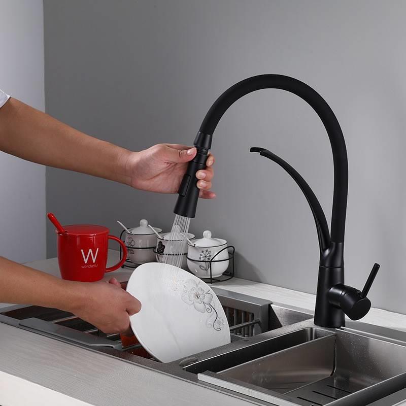 Cross-border zinc alloy kitchen cold and hot dual-purpose faucet, single universal rotatable silicone sink and sink faucet details Picture