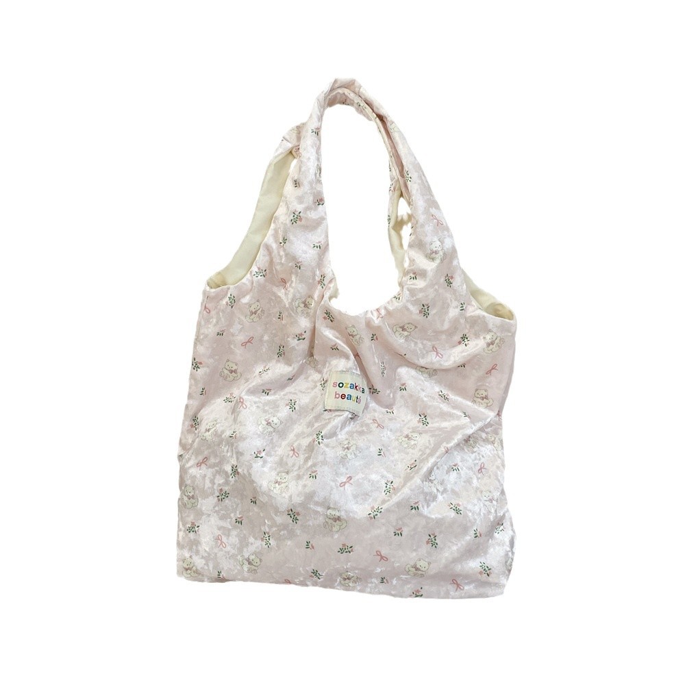 412142 Pearlescent glossy bear print silk single-shoulder bag, women's underarm bag, large capacity tote bag for commuting Item Picture
