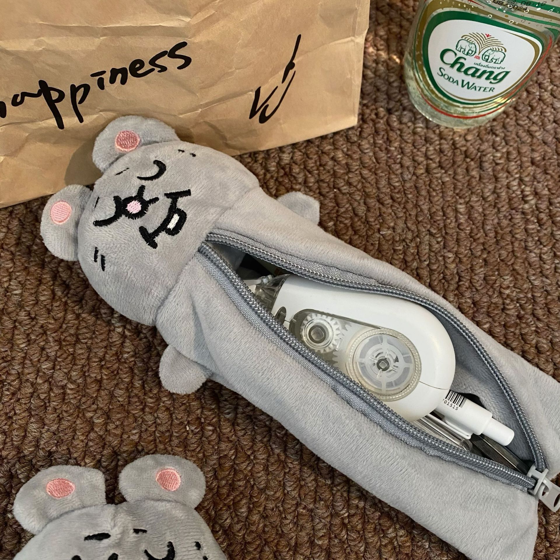 Meiji and the big Mouse plush pen case on Instagram, cute and funny, high school student large-capacity stationery box, multi-functional pen case full figure