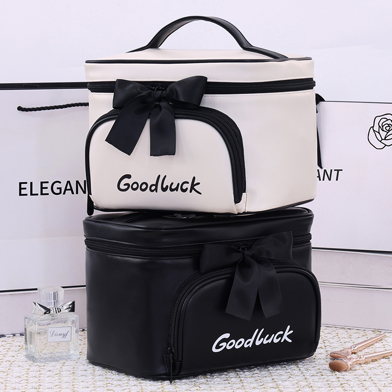 French-style light luxury high-end chanel-style makeup bag, travel portable large-capacity cosmetics storage bag, toiletry bag full figure