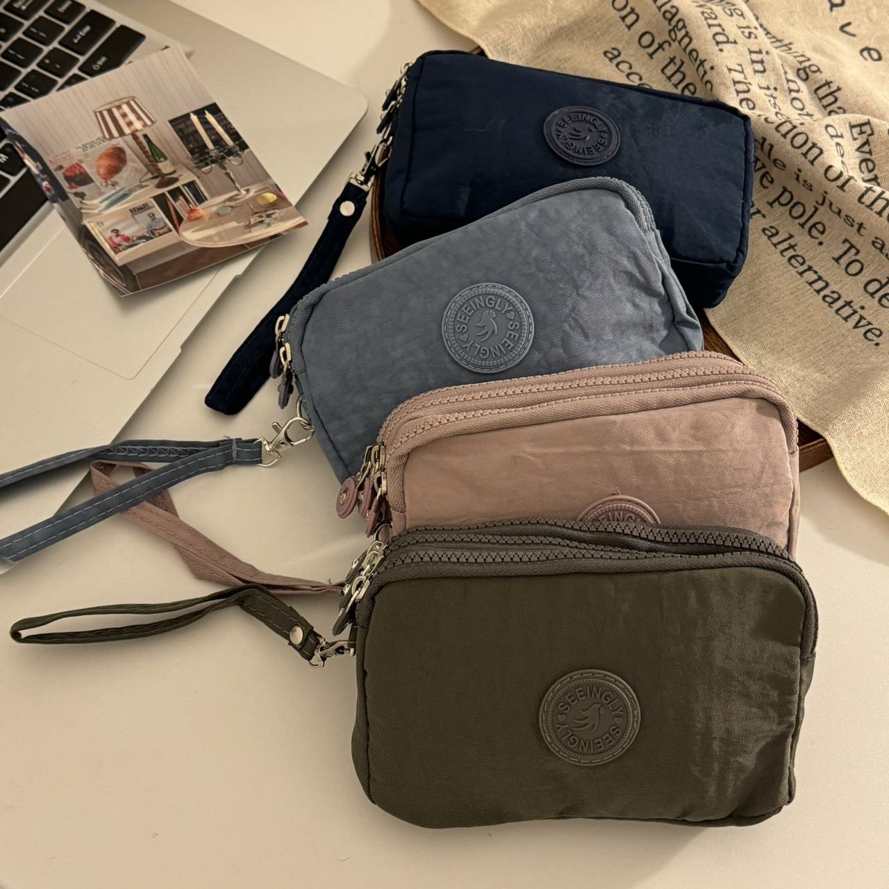 Korean-style fabric hand-held coin purse for women, long and fashionable three-layer zipper, large-capacity, large-screen mobile phone key bag Specification drawing