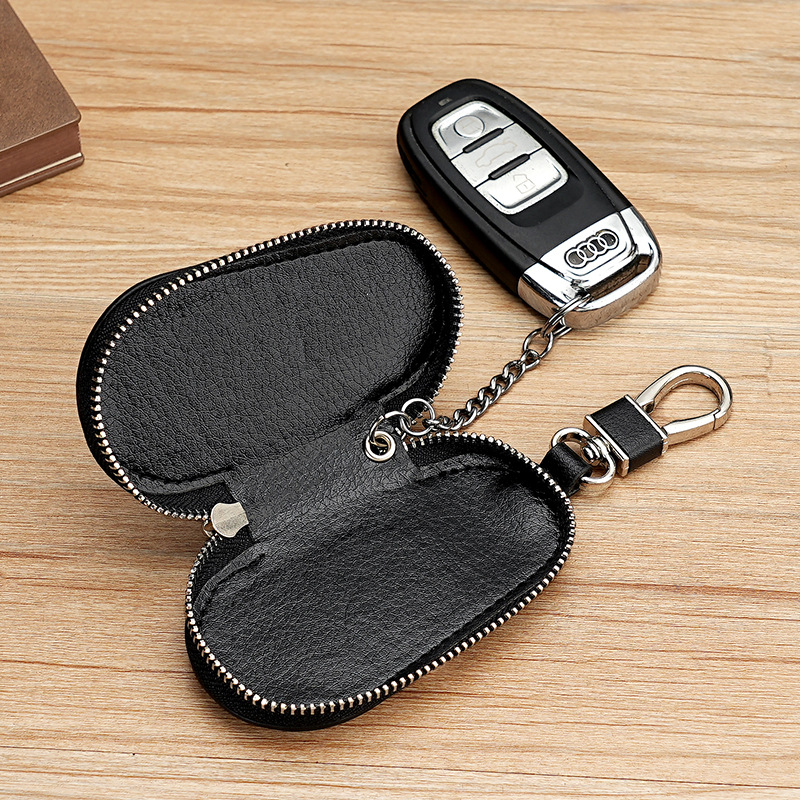 New fashionable business travel car key case, universal model, men's and women's storage key case, mini key case Application Scenario