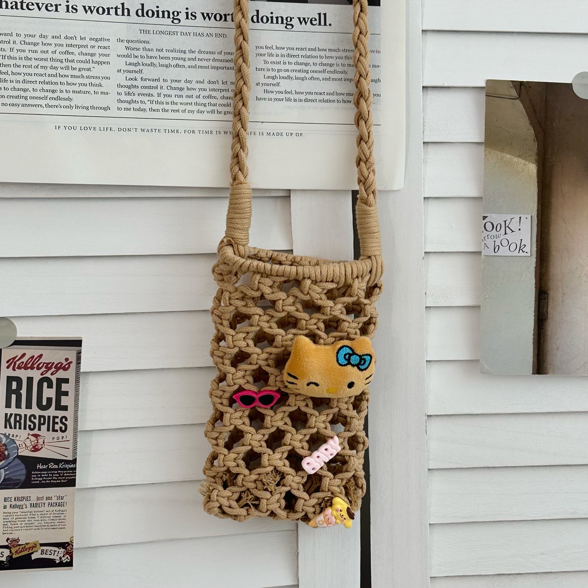 Summer vacation crossbody phone bag for women, Instagram black leather cat from Hawaii for a walk, woven hollowed-out crossbody bag Specification drawing
