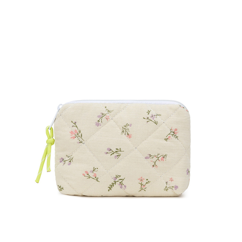 The new cartoon-quilted cotton-padded lipstick, cosmetics, small storage bag, coin purse and portable mini hand-held bag from Ailun Item Picture