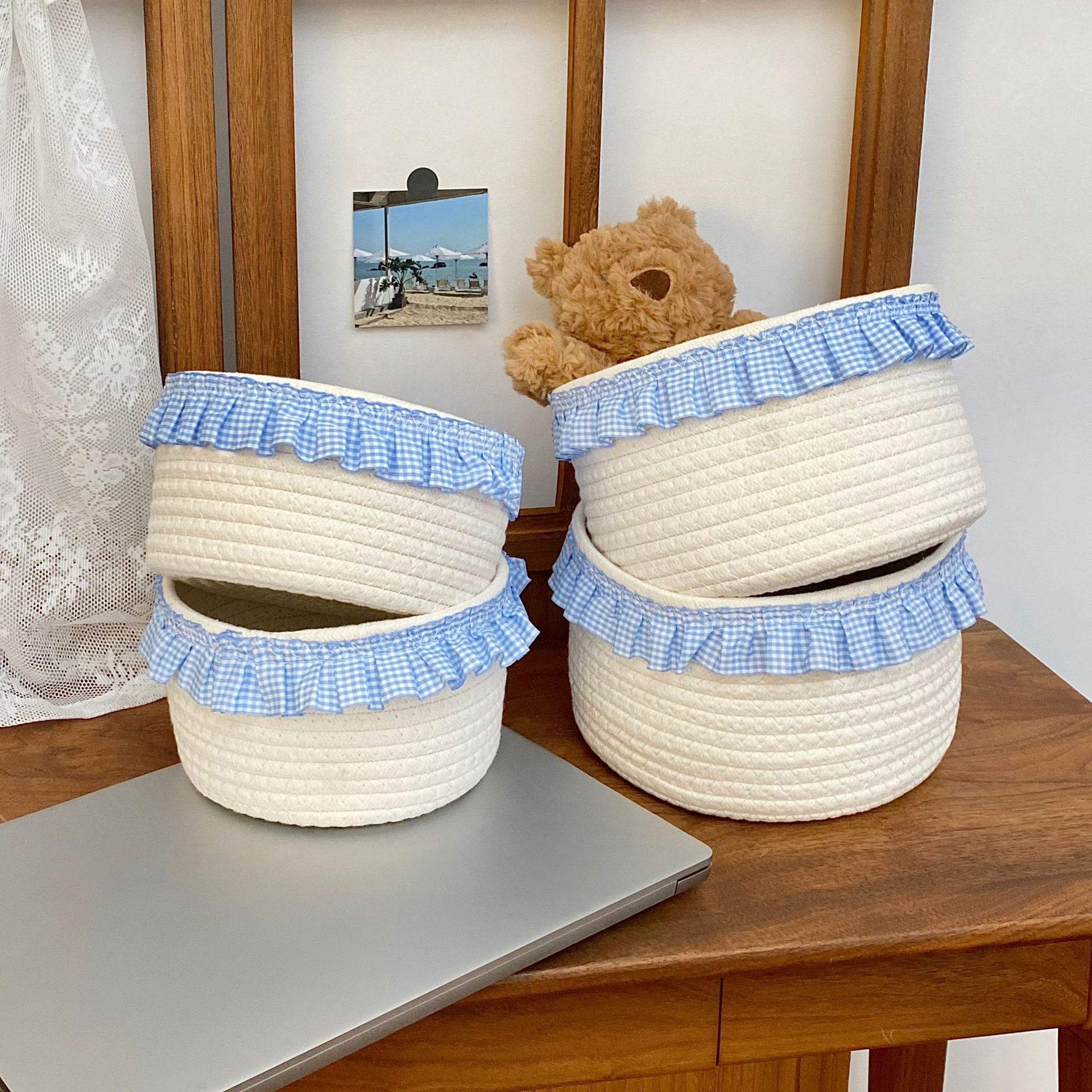Sea salt blue lace cotton thread basket, hand-woven desktop, cosmetics and sundries storage basket, high appearance level women's storage basket full figure